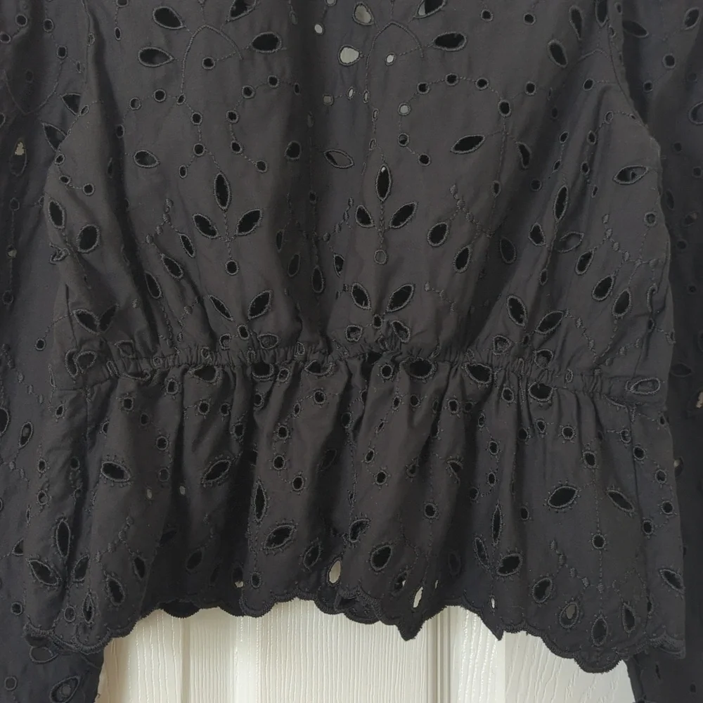 Express Bohemian Eyelet Embroidered Long Sleeve Tie Front Cropped Blouse Black S - Picture 12 of 12